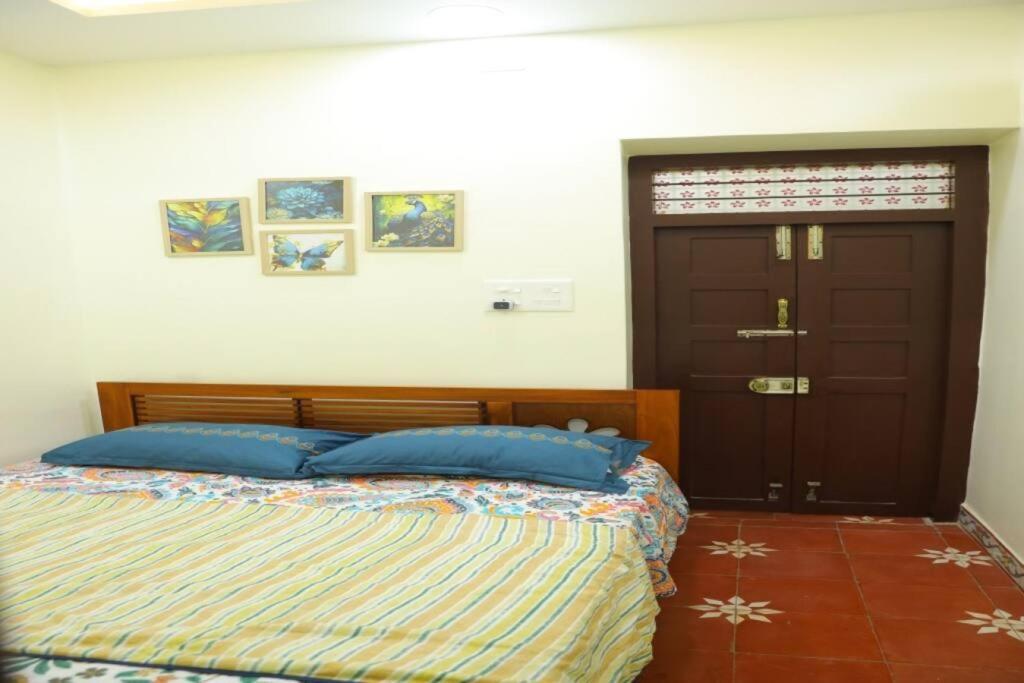 Heritage Home With 2 Bed/2 Bath With Kitchen In A Residential Neighborhood. Madurai Luaran gambar