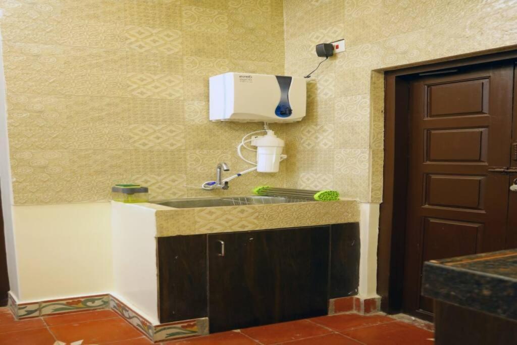 Heritage Home With 2 Bed/2 Bath With Kitchen In A Residential Neighborhood. Madurai Luaran gambar