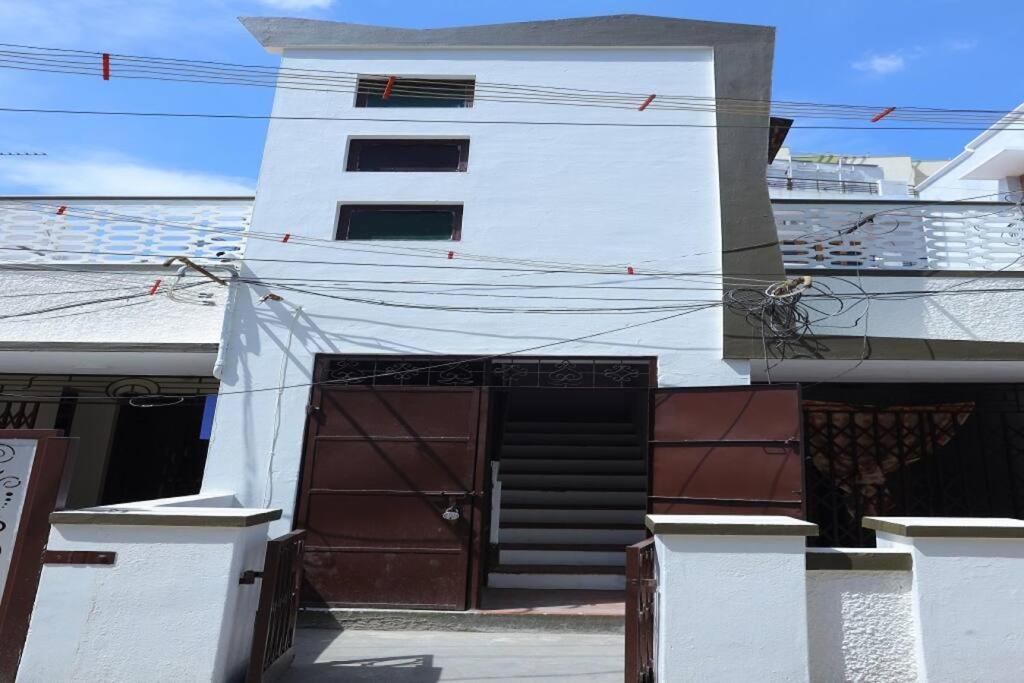 Heritage Home With 2 Bed/2 Bath With Kitchen In A Residential Neighborhood. Madurai Luaran gambar