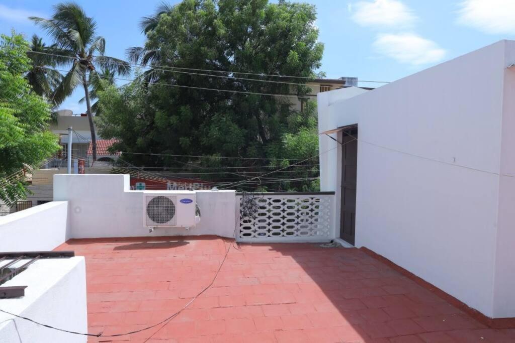 Heritage Home With 2 Bed/2 Bath With Kitchen In A Residential Neighborhood. Madurai Luaran gambar